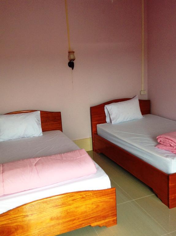 Phetchinda Guesthouse Thakhek Chambre photo