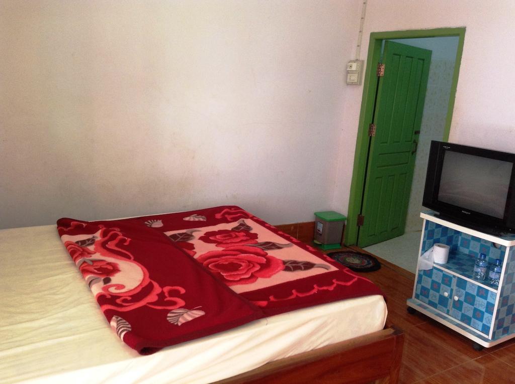 Phetchinda Guesthouse Thakhek Chambre photo